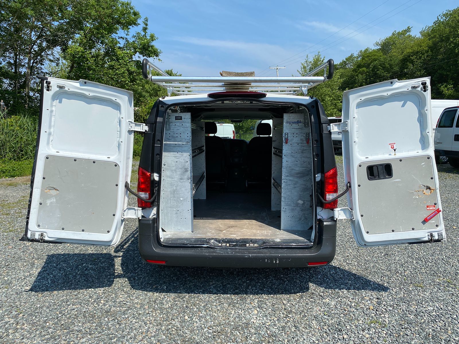 2016 Mercedes-Benz Metris Cargo Van RWD 126" 12