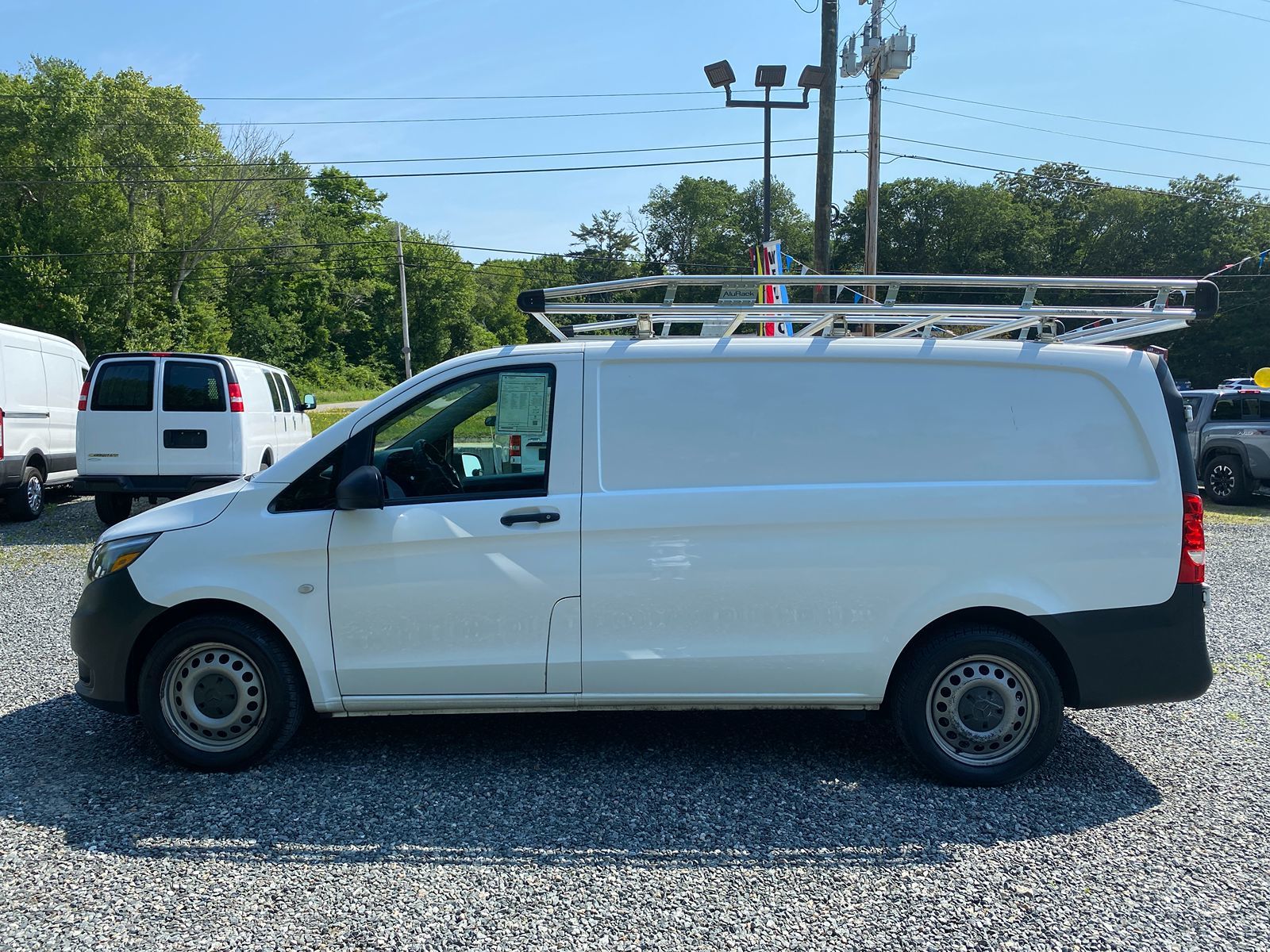 2016 Mercedes-Benz Metris Cargo Van RWD 126" 7