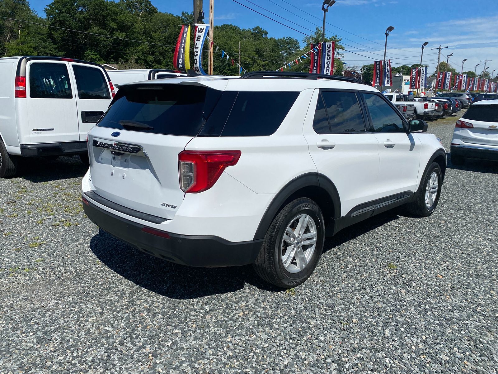 2021 Ford Explorer XLT 4