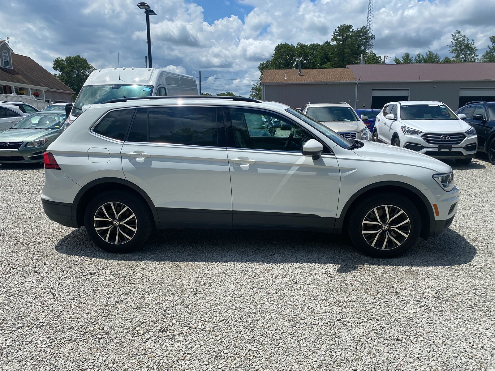 2019 Volkswagen Tiguan SEL 3