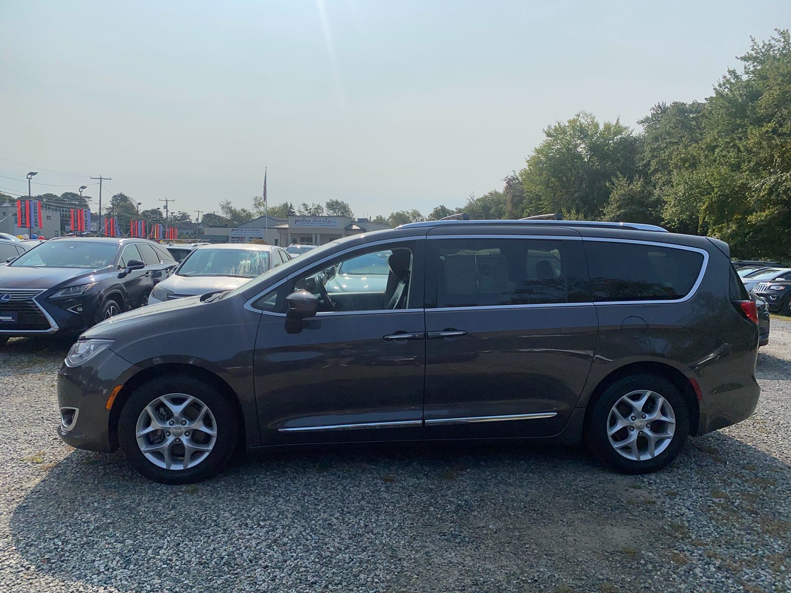 2017 Chrysler Pacifica Touring-L Plus 7