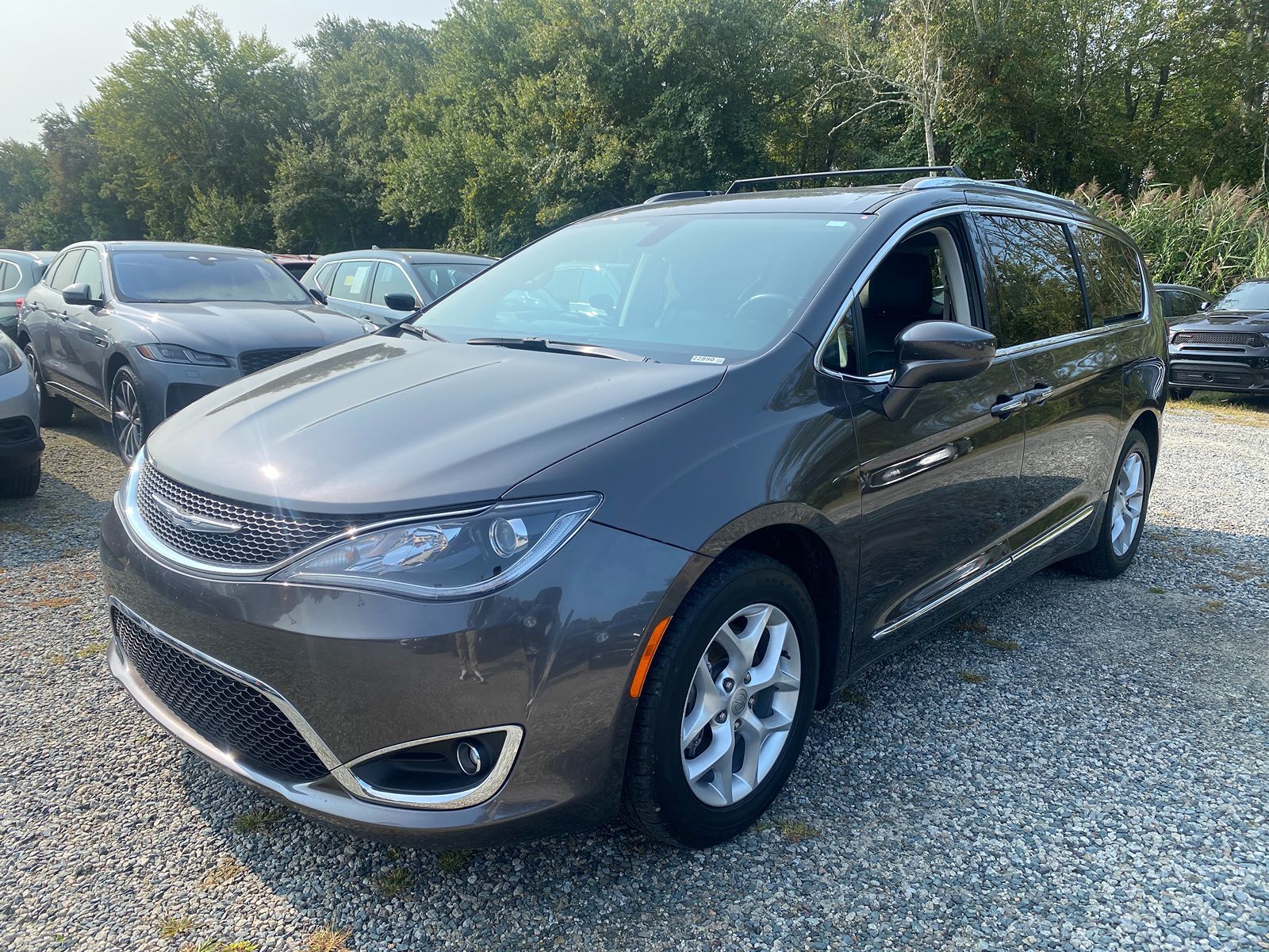 2017 Chrysler Pacifica Touring-L Plus 48