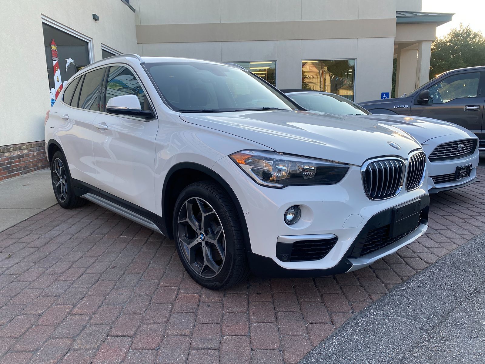 2018 BMW X1 xDrive28i 43