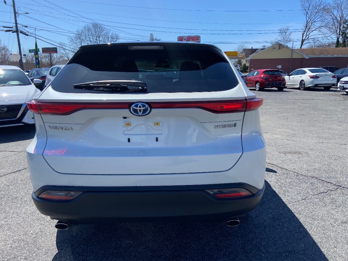 2021 Toyota Venza LE 5