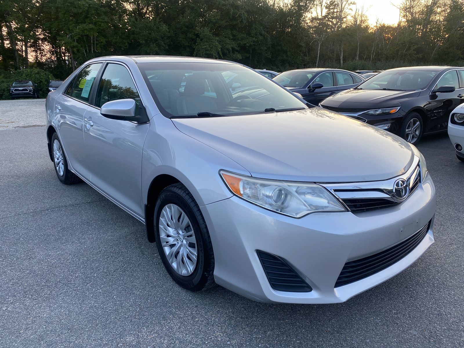 2012 Toyota Camry LE 32