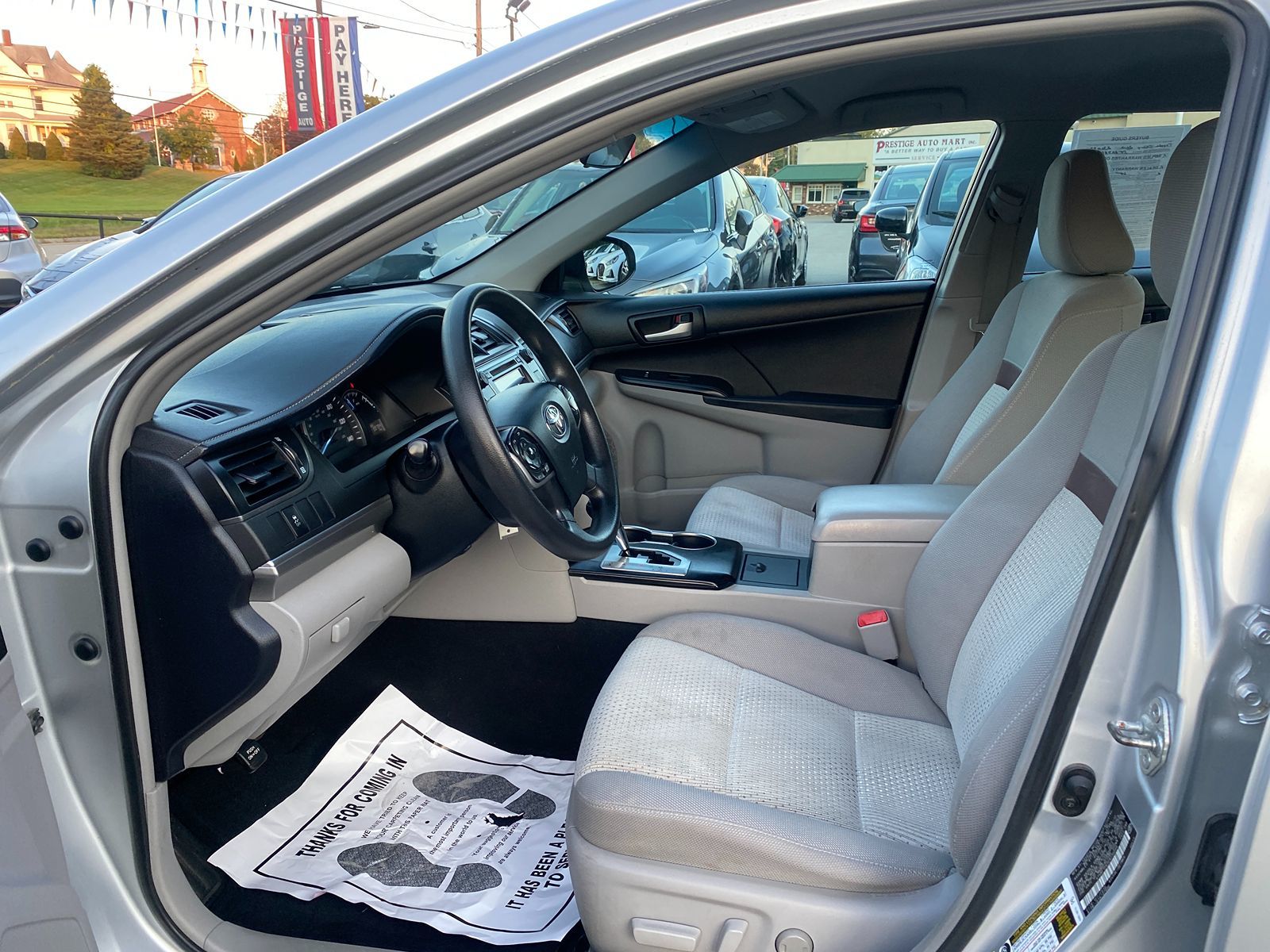 2012 Toyota Camry LE 22