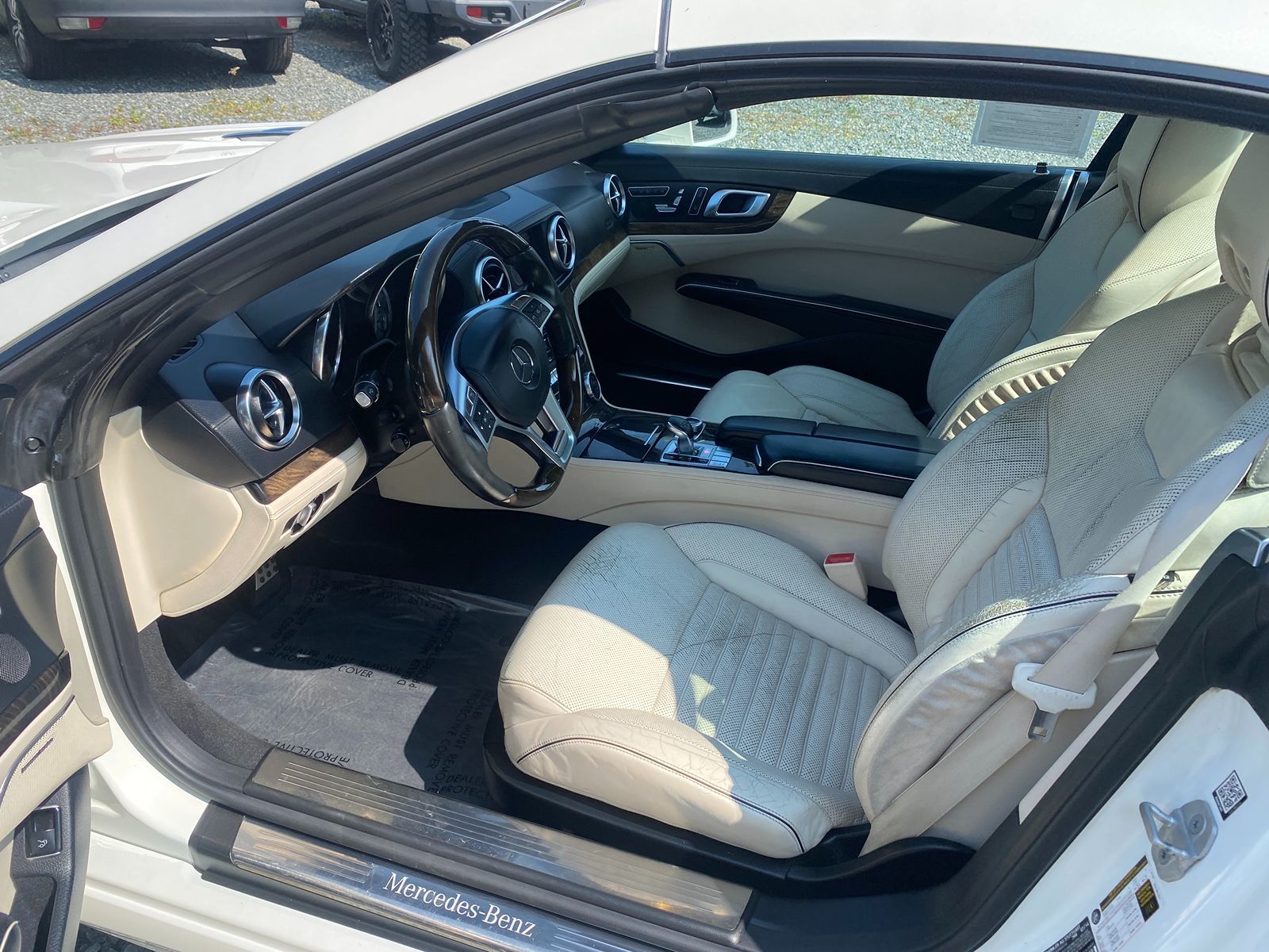 2015 Mercedes-Benz SL 400  36