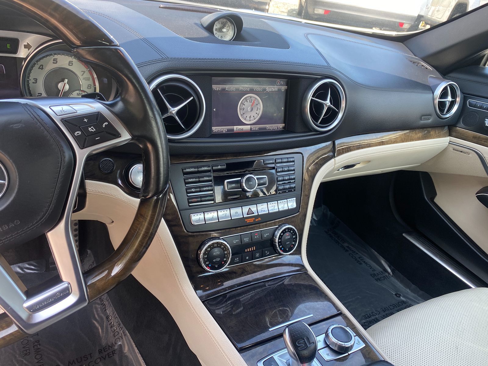 2015 Mercedes-Benz SL 400  22