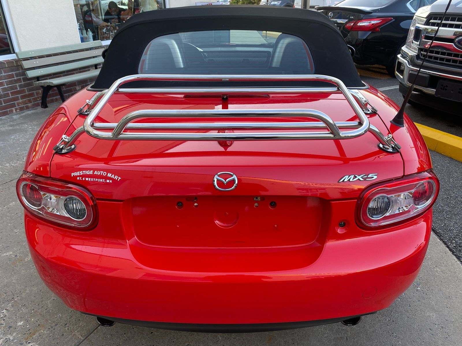 2012 Mazda MX-5 Miata Grand Touring 10