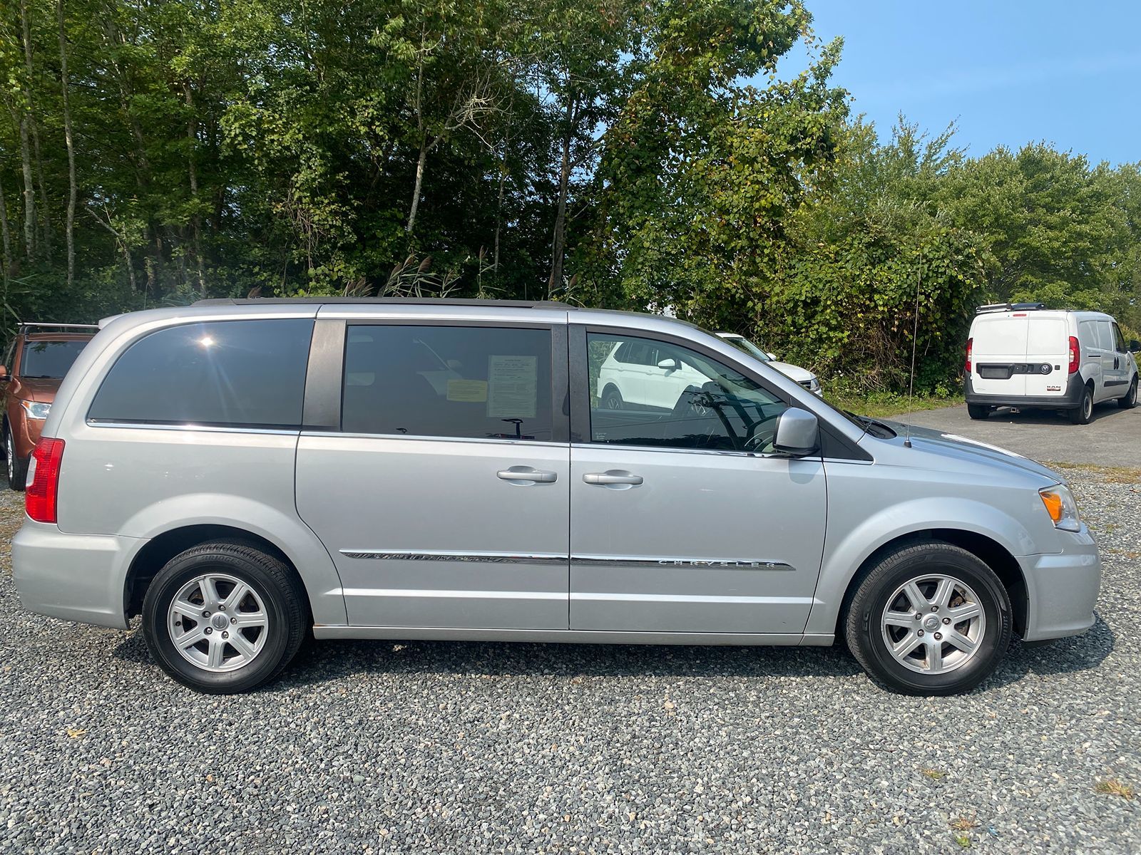 2012 Chrysler Town & Country Touring 6