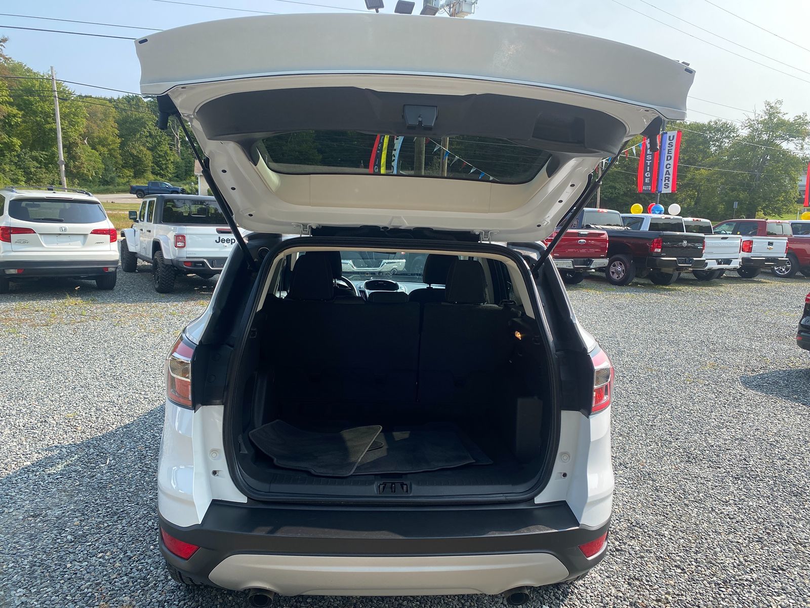 2017 Ford Escape SE 12