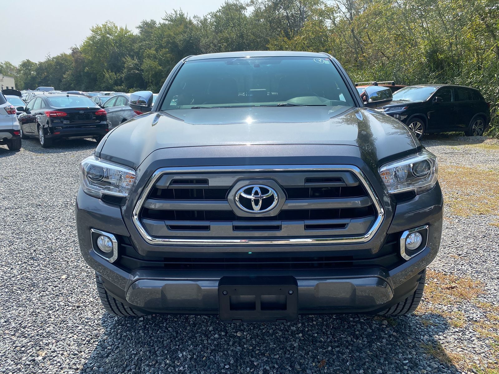 2017 Toyota Tacoma Limited 8