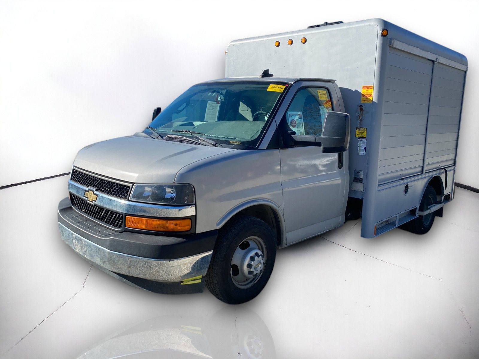 2017 Chevrolet Express Commercial Cutaway  2