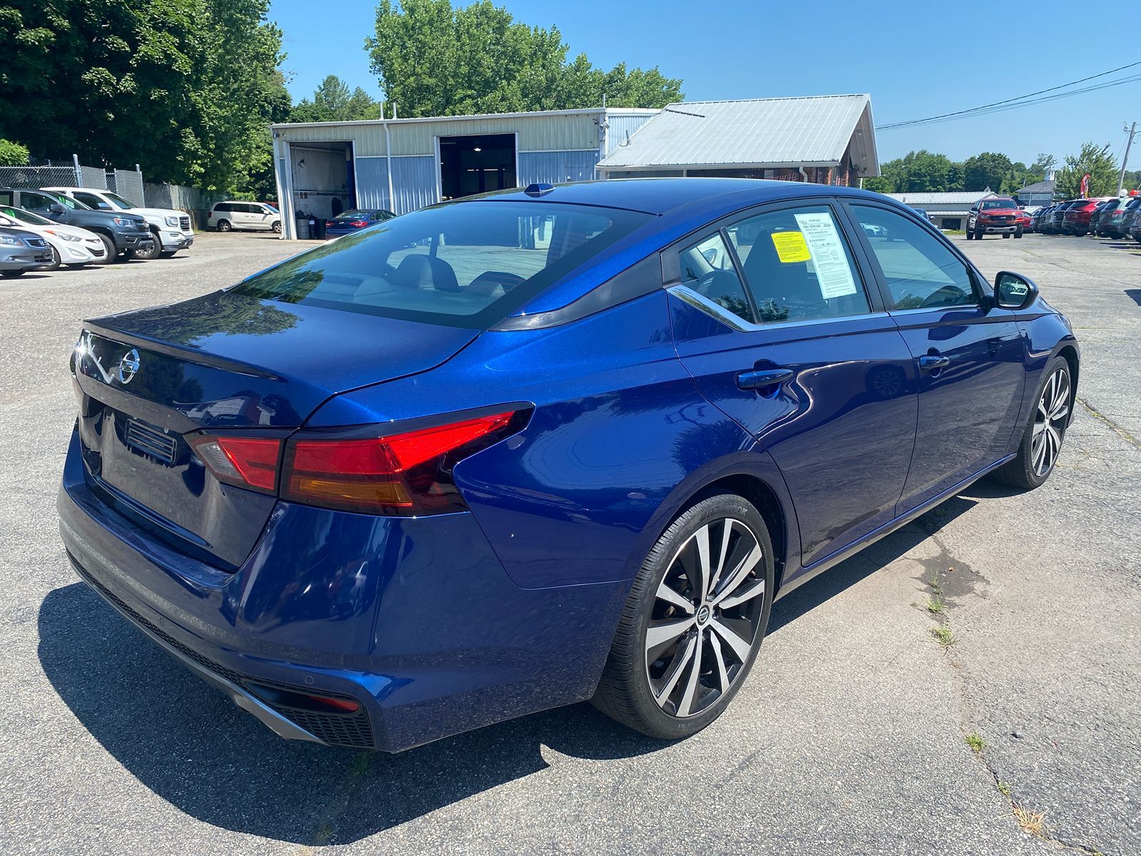 2020 Nissan Altima 2.5 SR 3