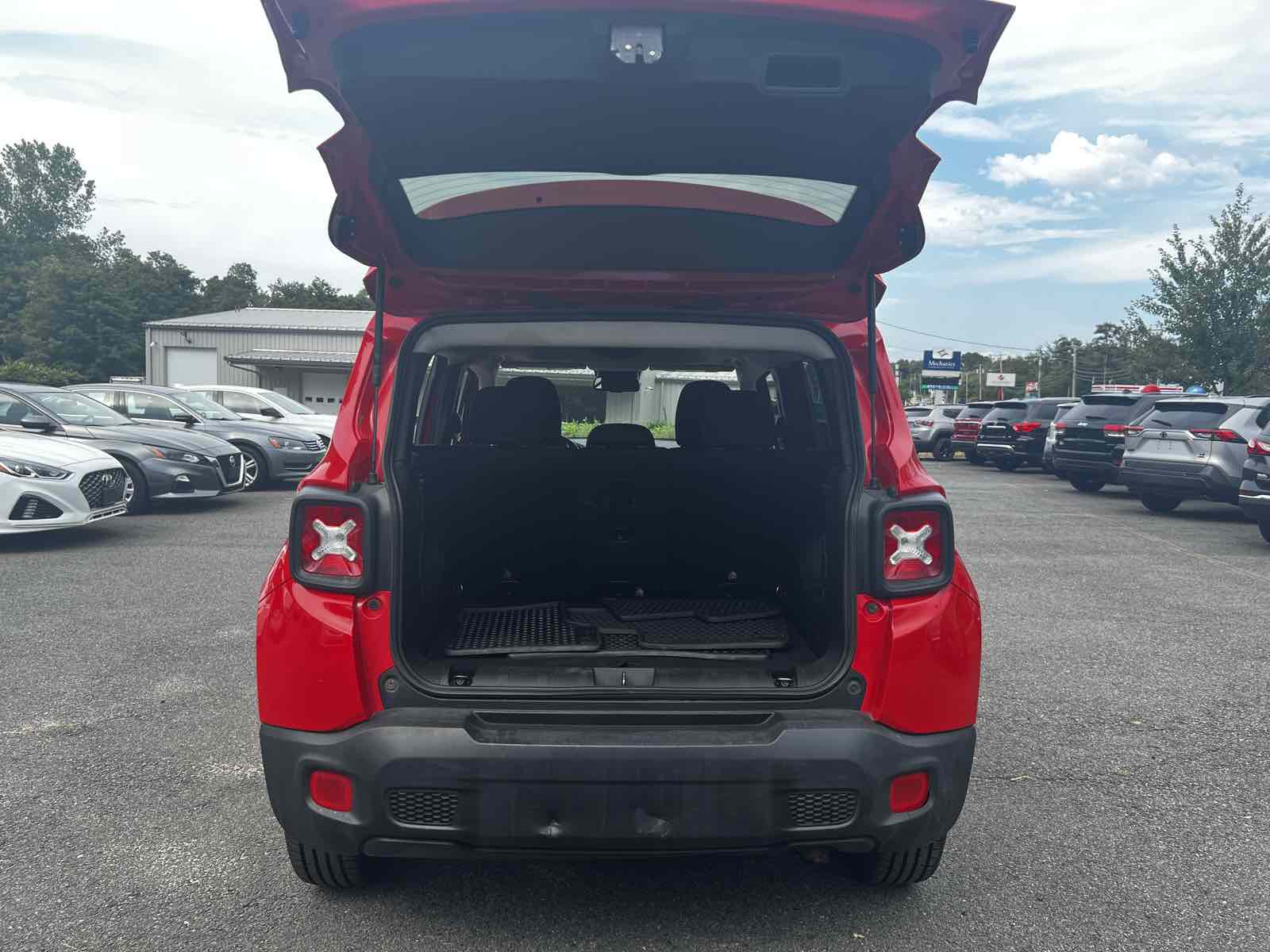 2018 Jeep Renegade Latitude 26