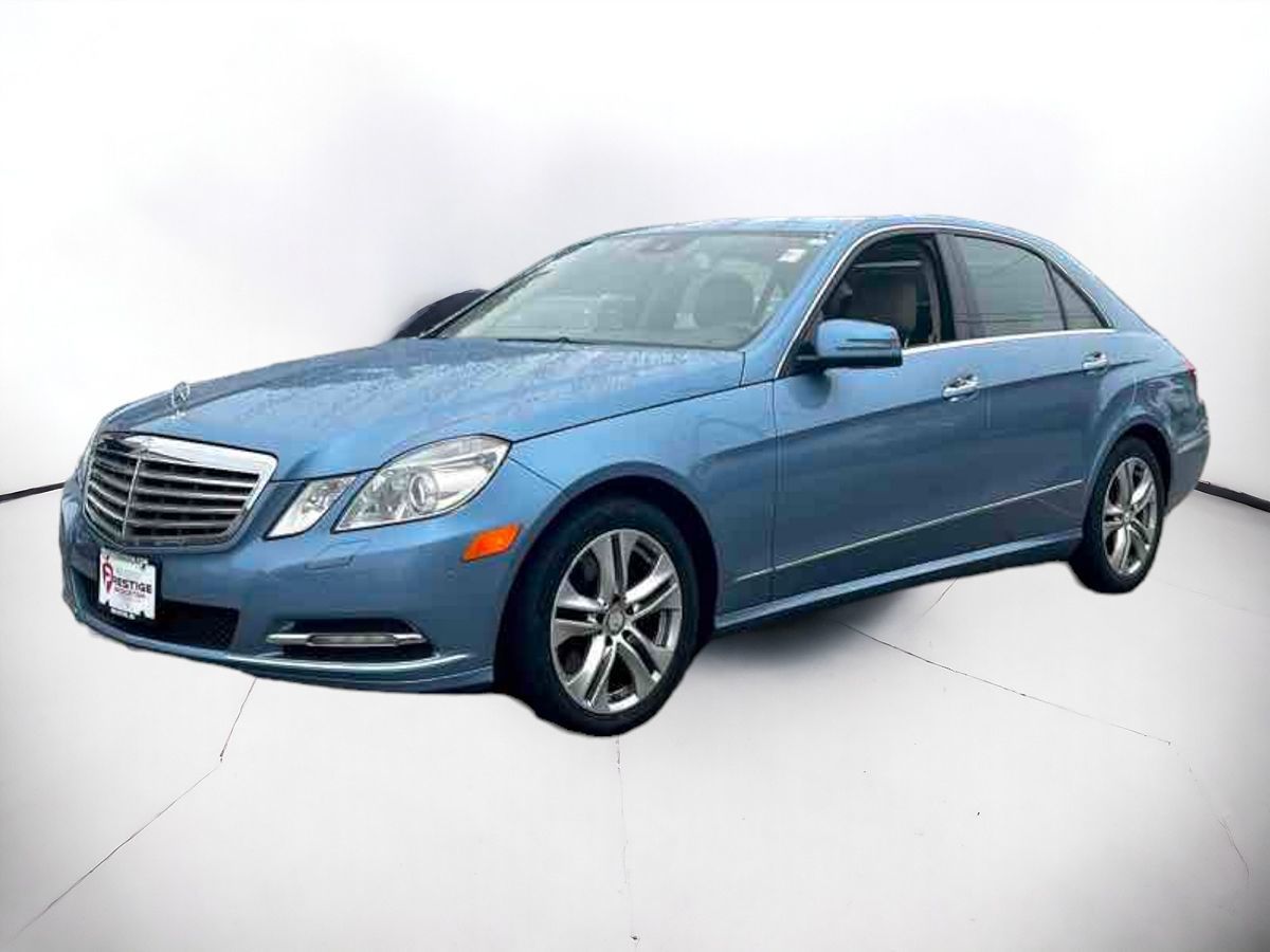 2011 Mercedes-Benz E 350 4MATIC Sport Sedan 2