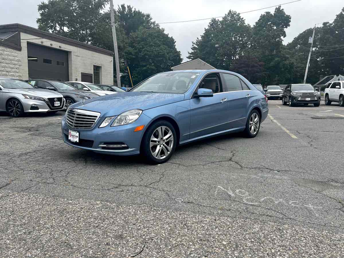 2011 Mercedes-Benz E 350 4MATIC Sport Sedan 4