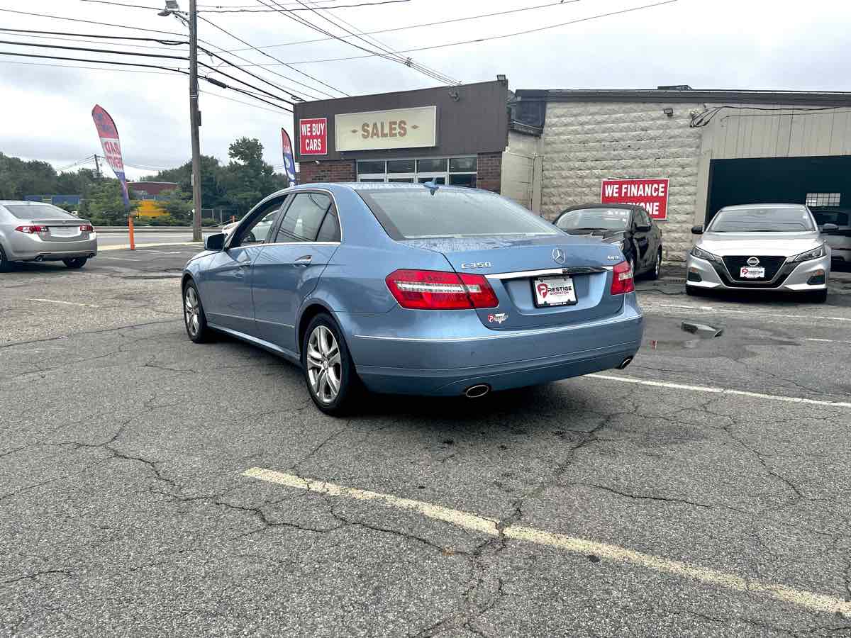 2011 Mercedes-Benz E 350 4MATIC Sport Sedan 6