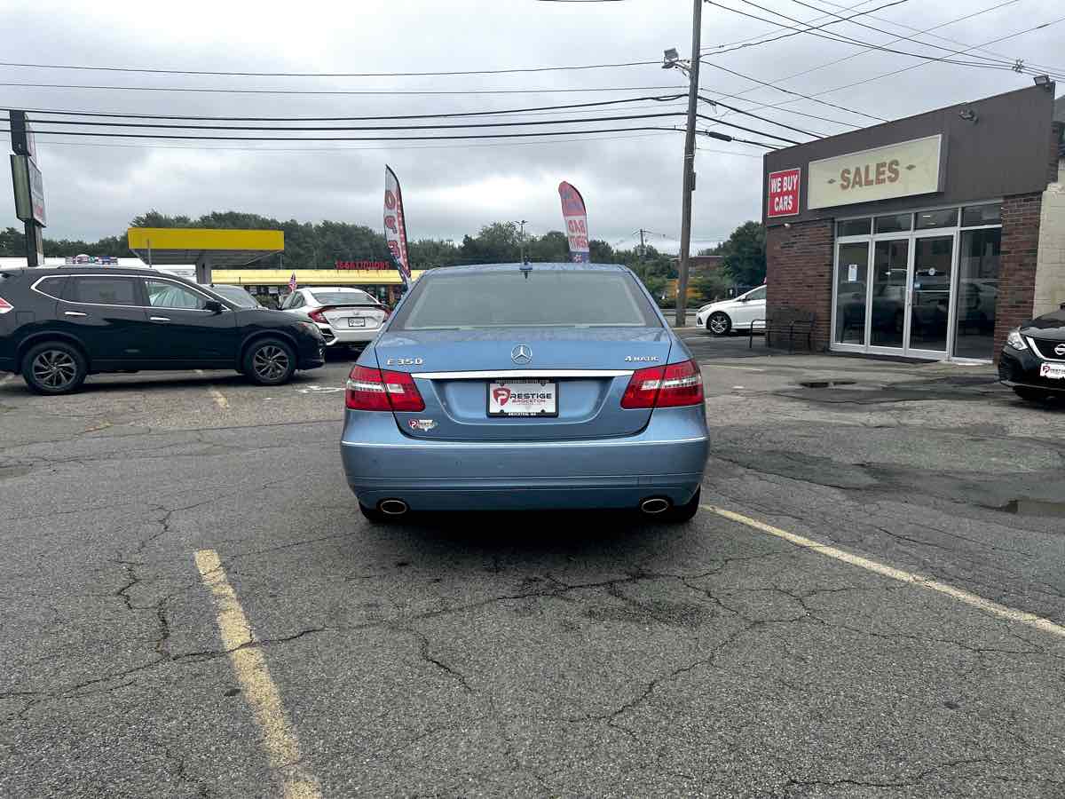 2011 Mercedes-Benz E 350 4MATIC Sport Sedan 7