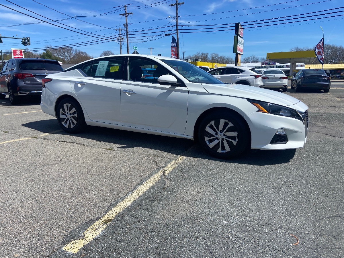 2022 Nissan Altima 2.5 S 3