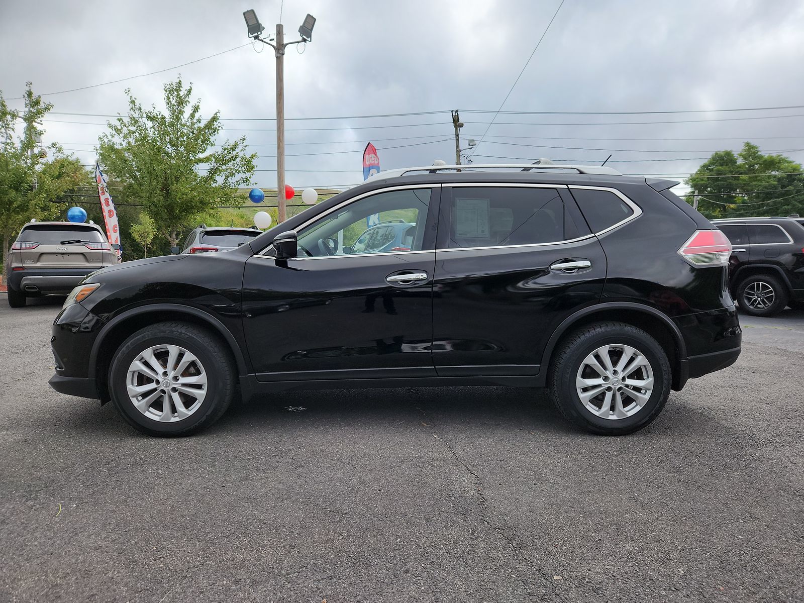 2015 Nissan Rogue SV 7