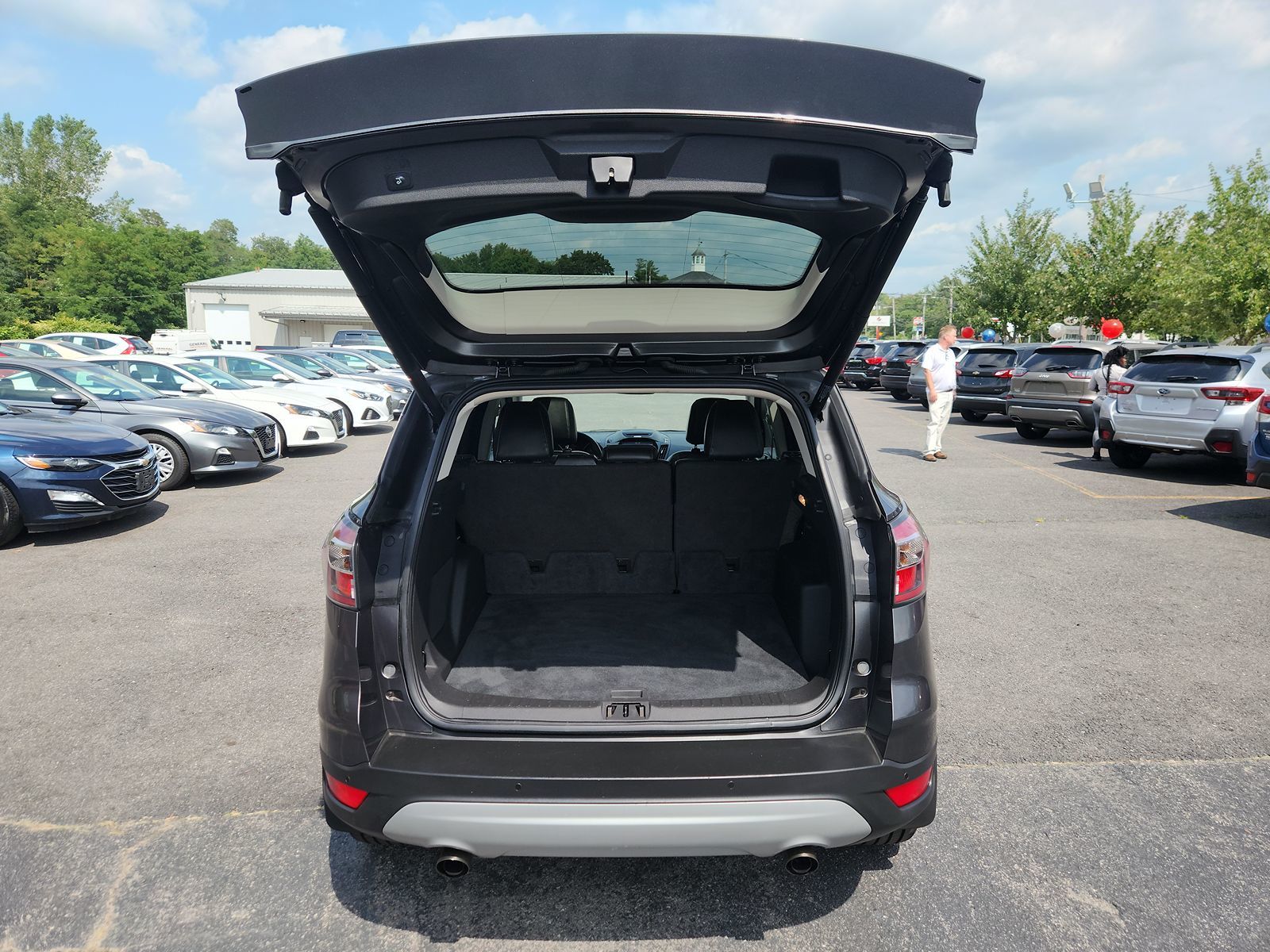 2017 Ford Escape Titanium 12