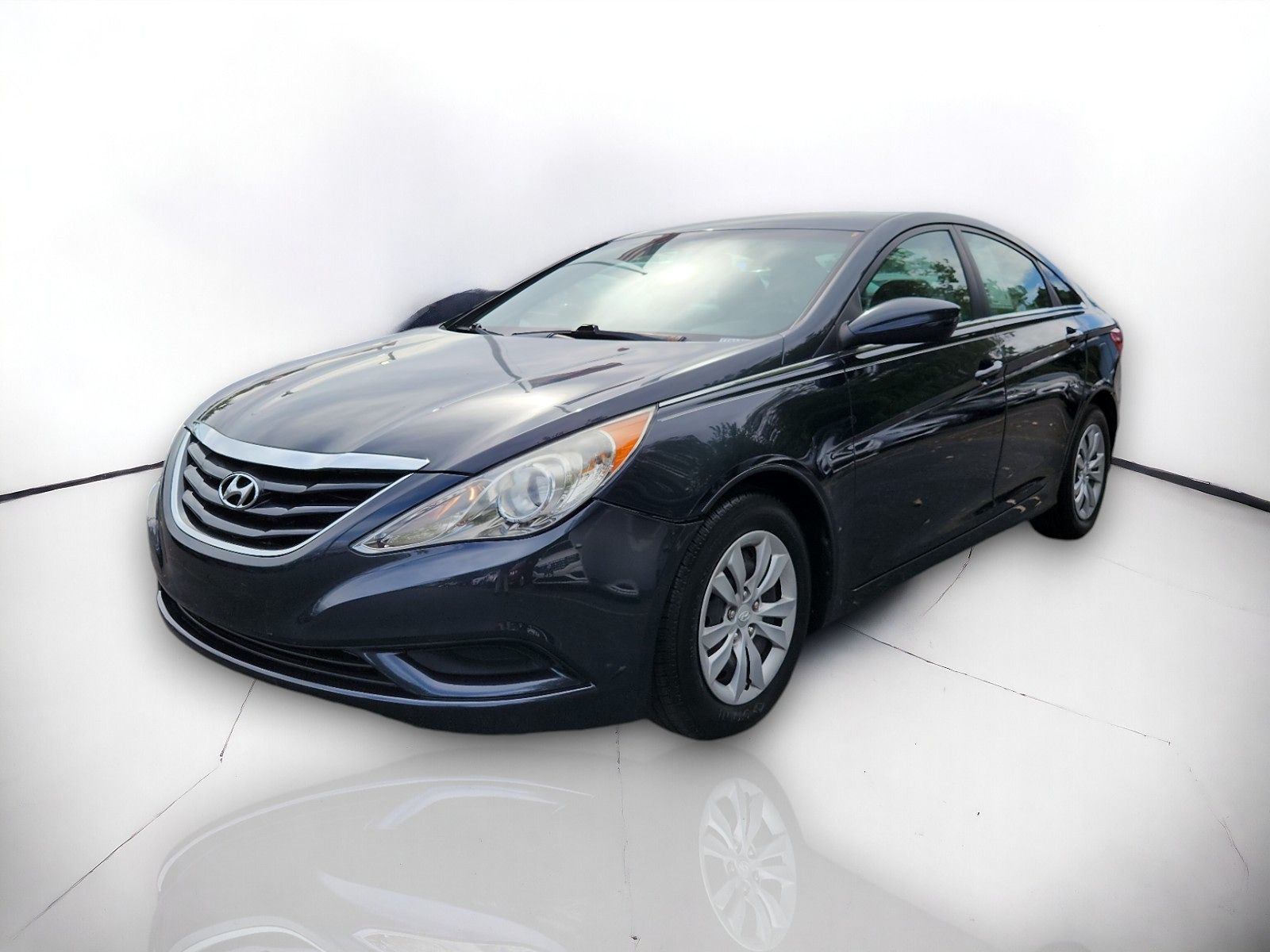 2011 Hyundai Sonata GLS 2