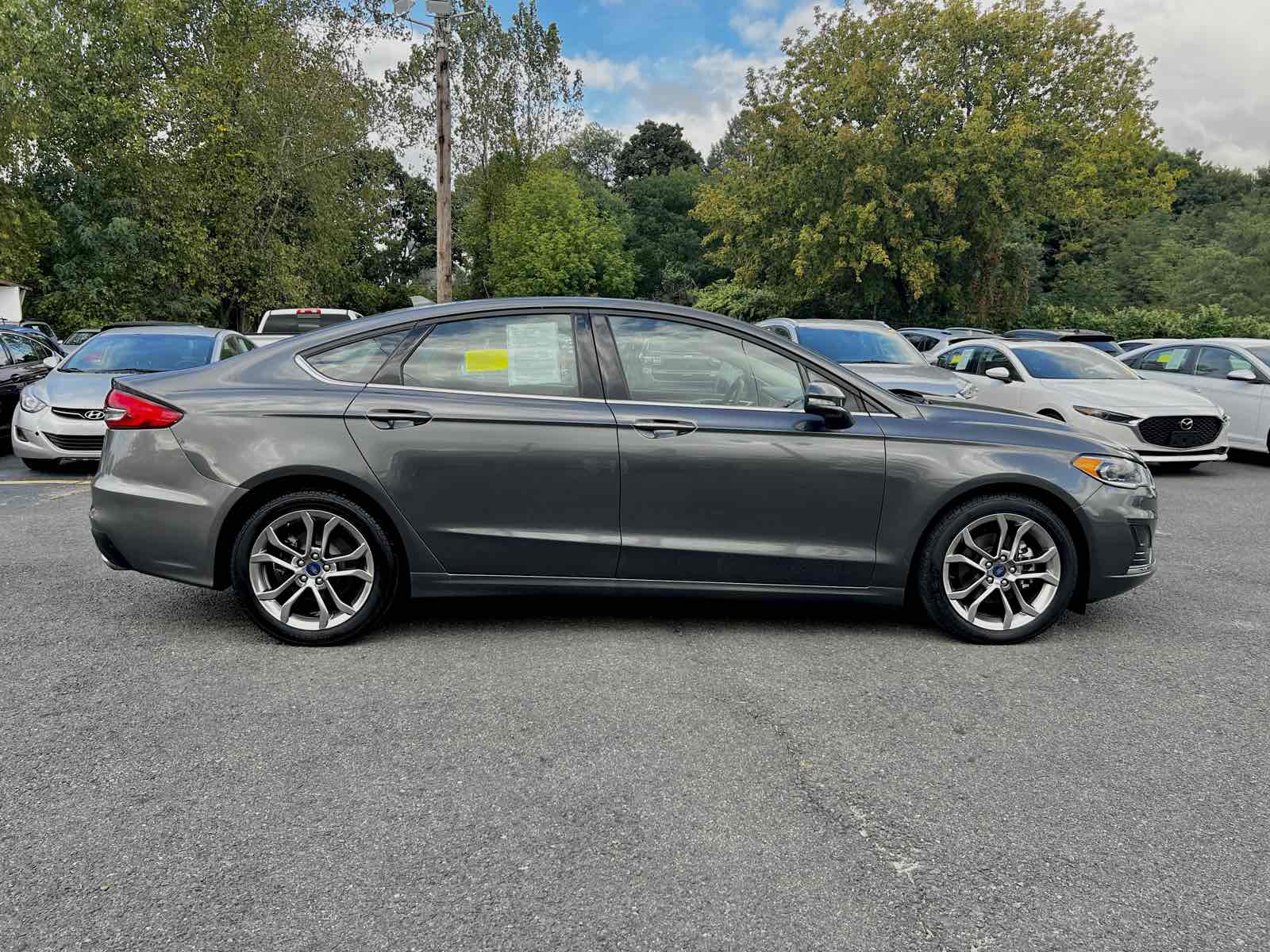 2020 Ford Fusion SEL 8