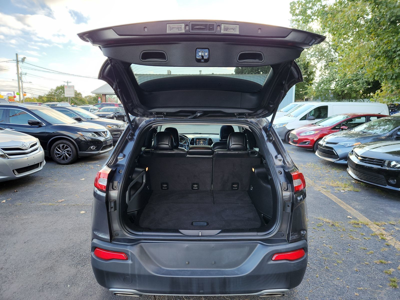 2016 Jeep Cherokee Limited 12