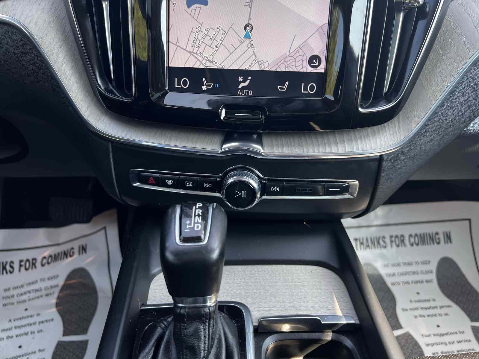 2019 Volvo XC60 Inscription 38