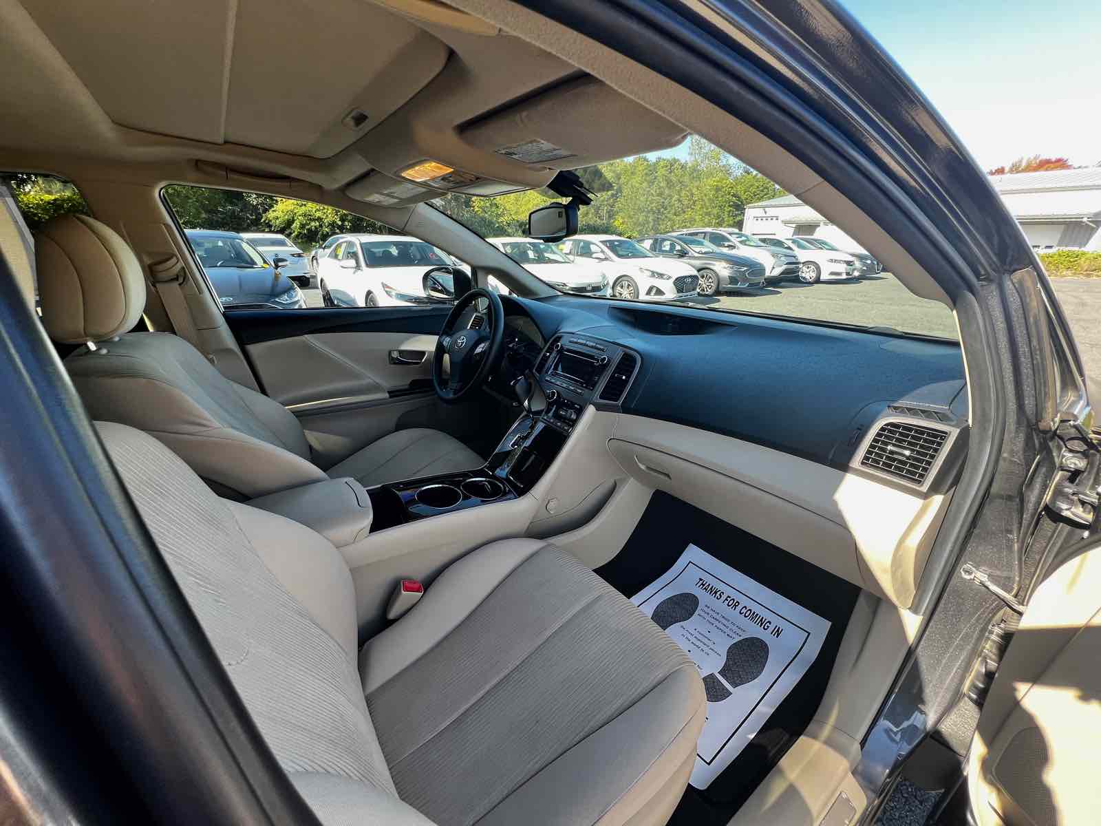 2010 Toyota Venza  19