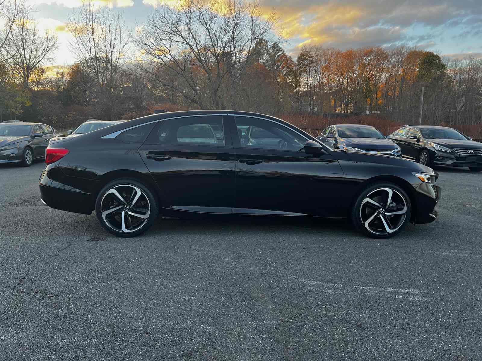 2022 Honda Accord Sedan Sport 8