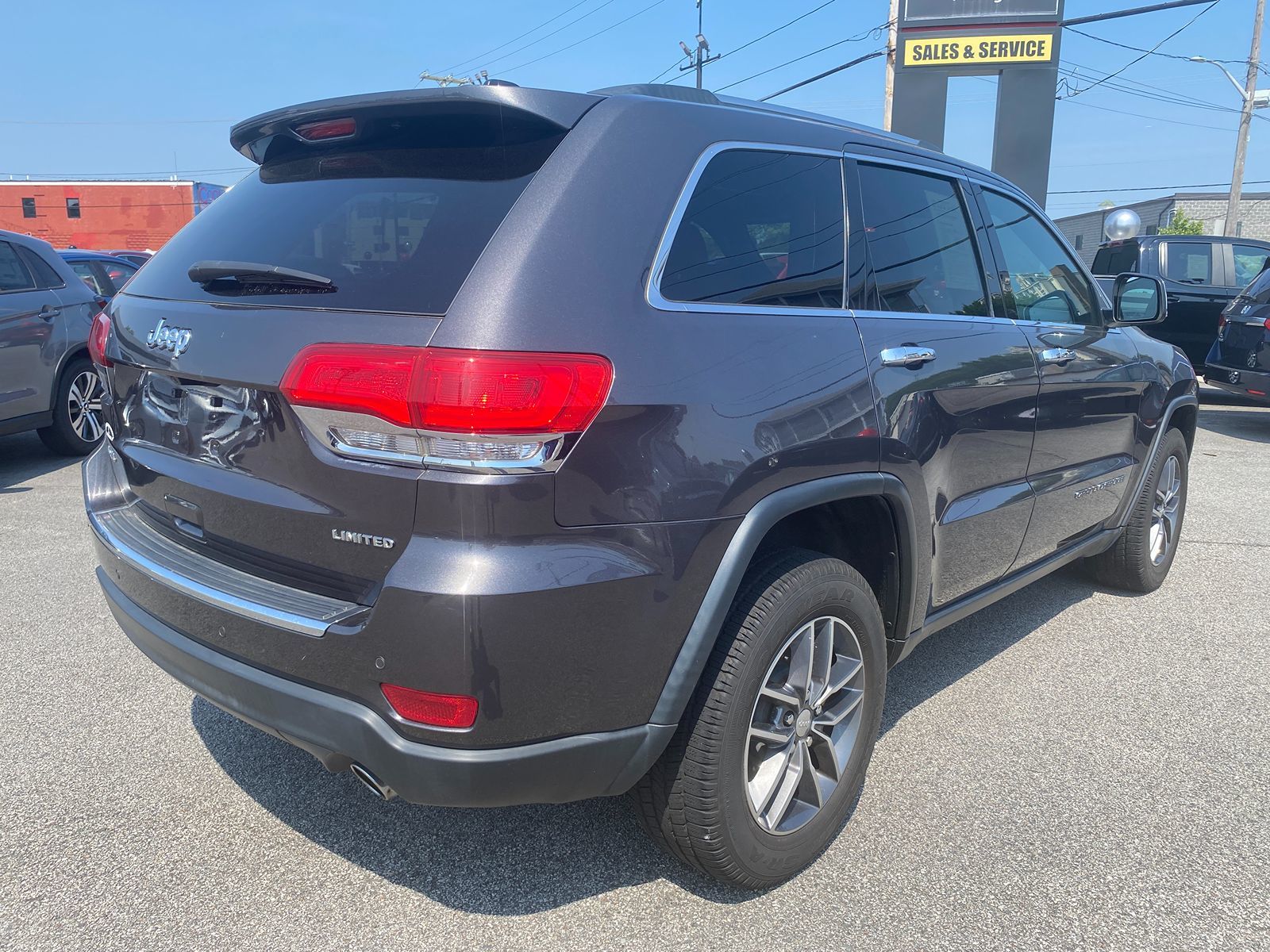 2017 Jeep Grand Cherokee Limited 3