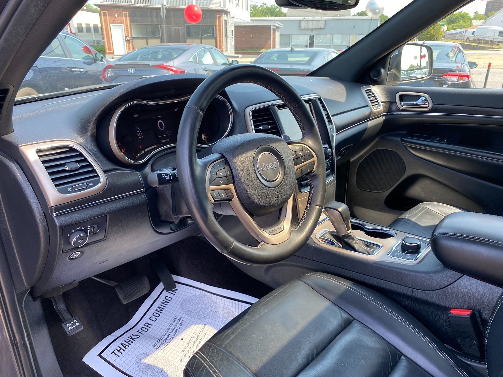 2017 Jeep Grand Cherokee Limited 12