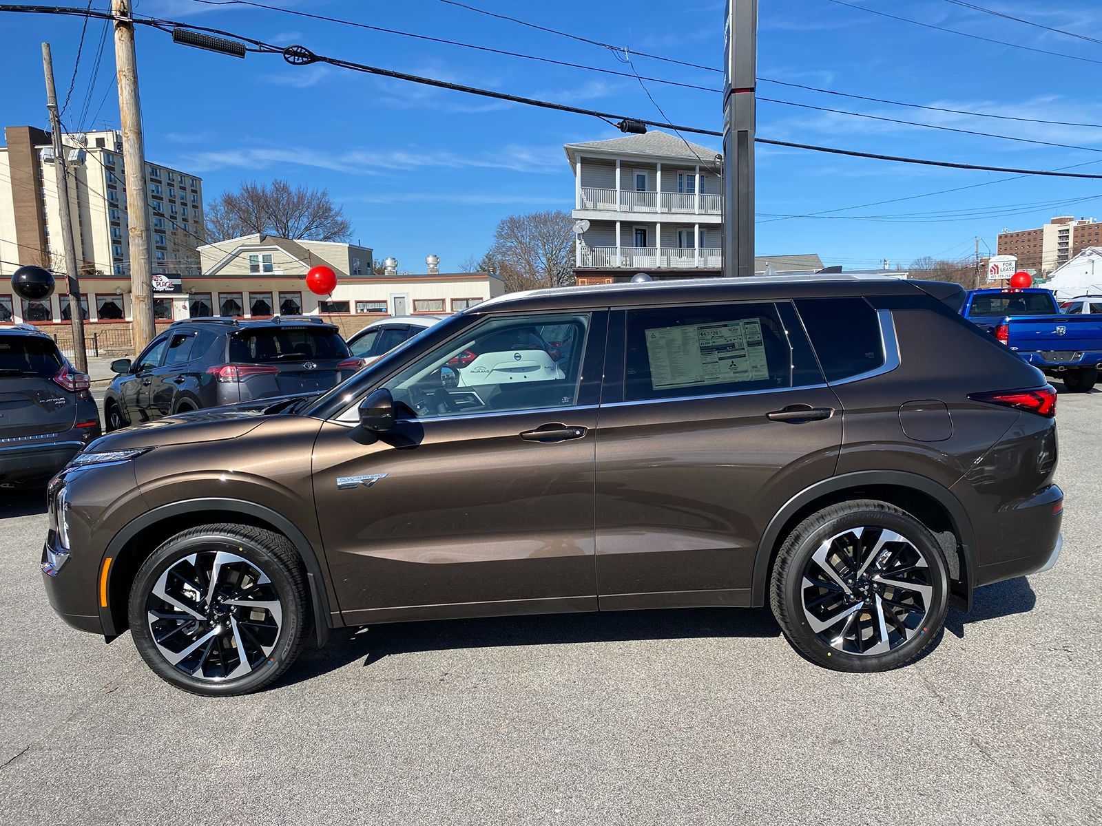 2024 Mitsubishi Outlander PHEV SEL 7