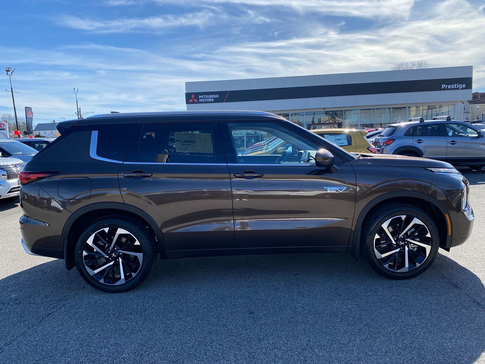 2024 Mitsubishi Outlander PHEV SEL 6