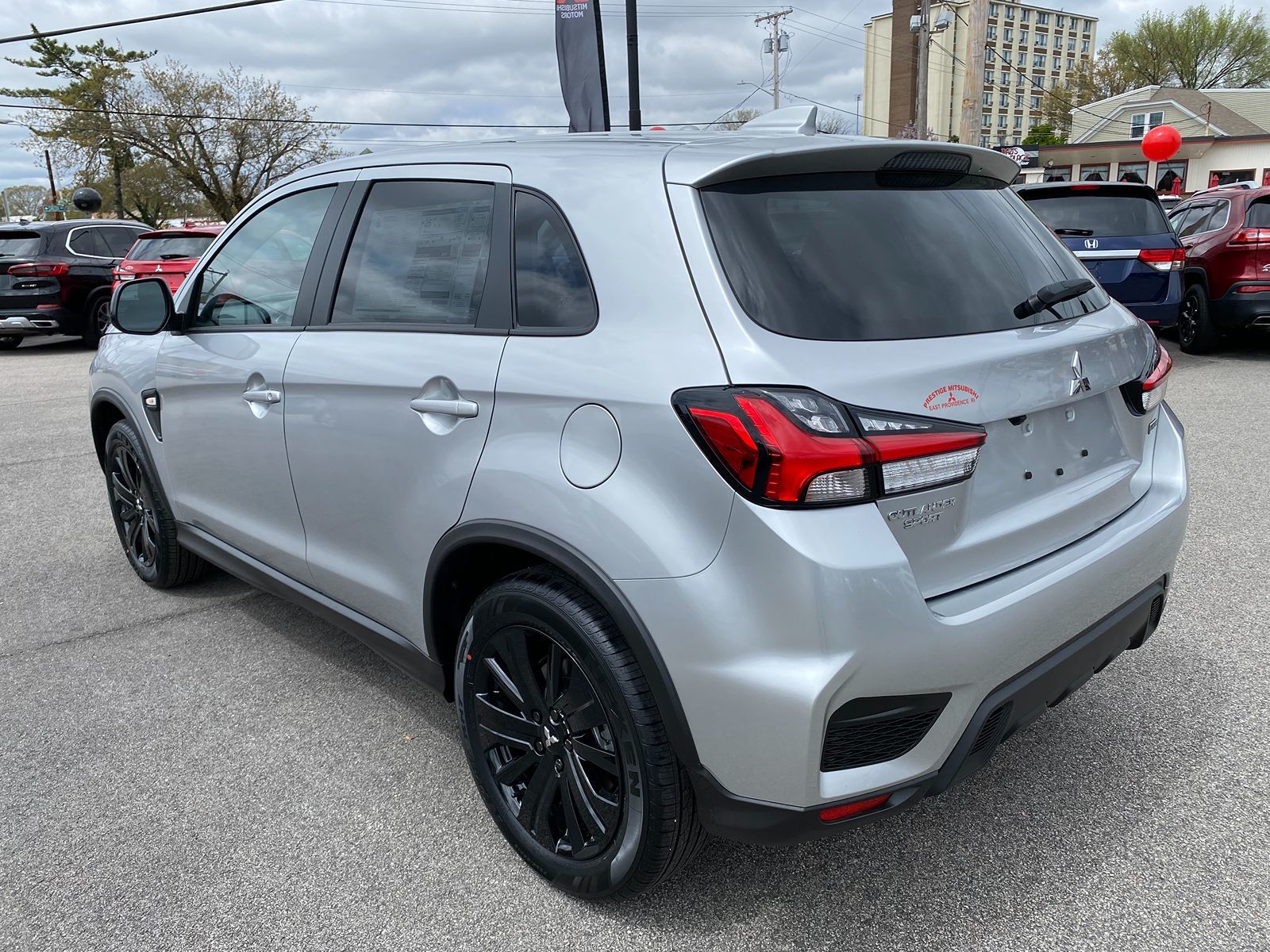 2024 Mitsubishi Outlander Sport LE 4