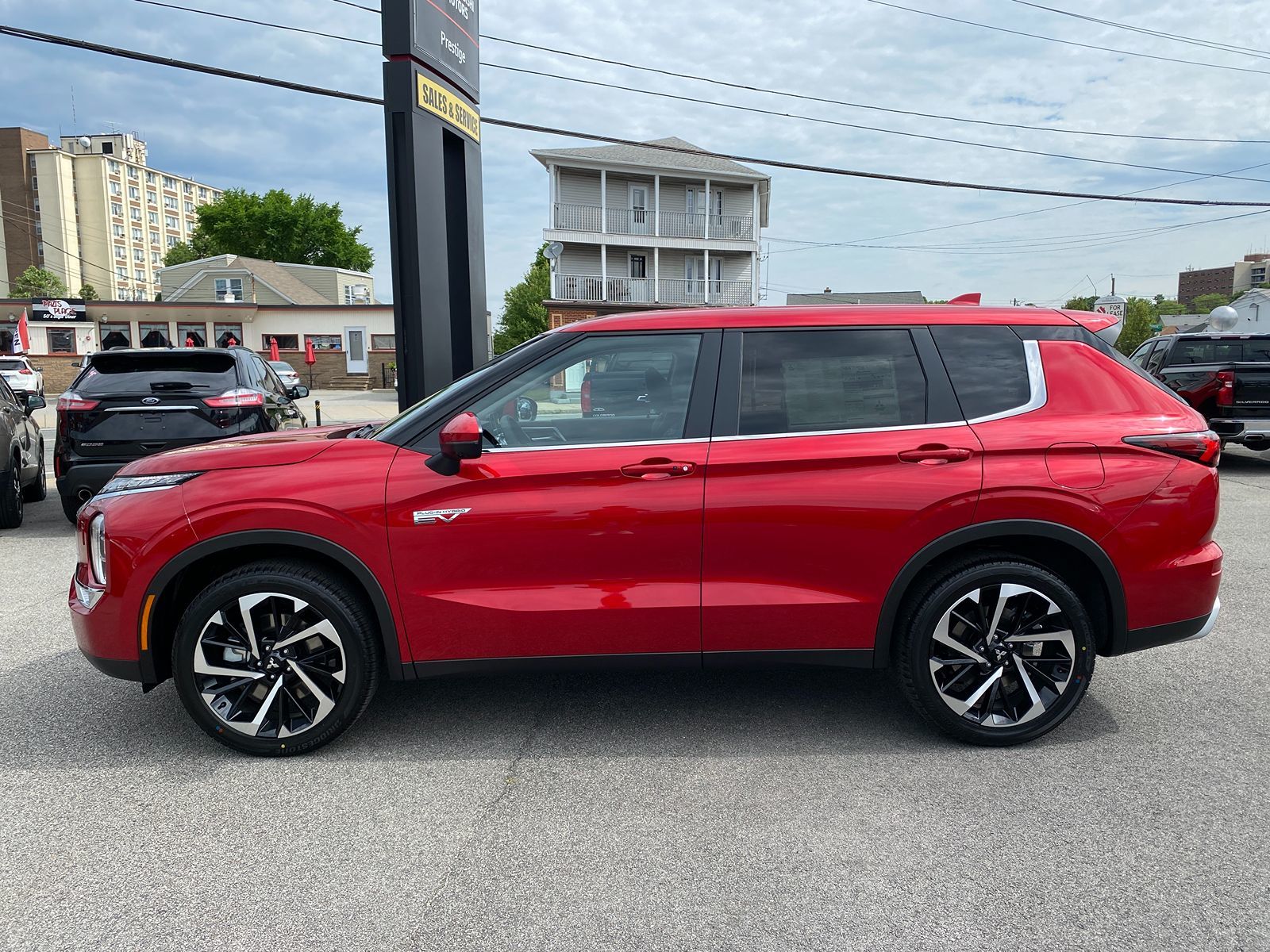 2024 Mitsubishi Outlander PHEV SE 7