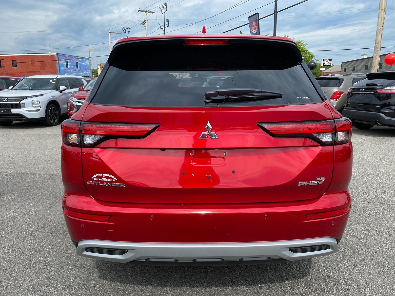 2024 Mitsubishi Outlander PHEV SE 10