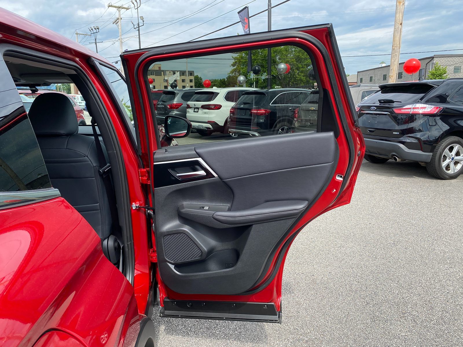 2024 Mitsubishi Outlander PHEV SE 34