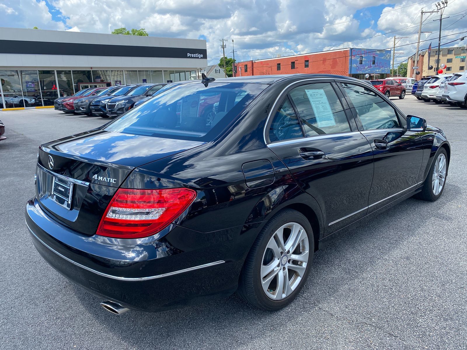 2012 Mercedes-Benz C 300 Luxury Sedan 3