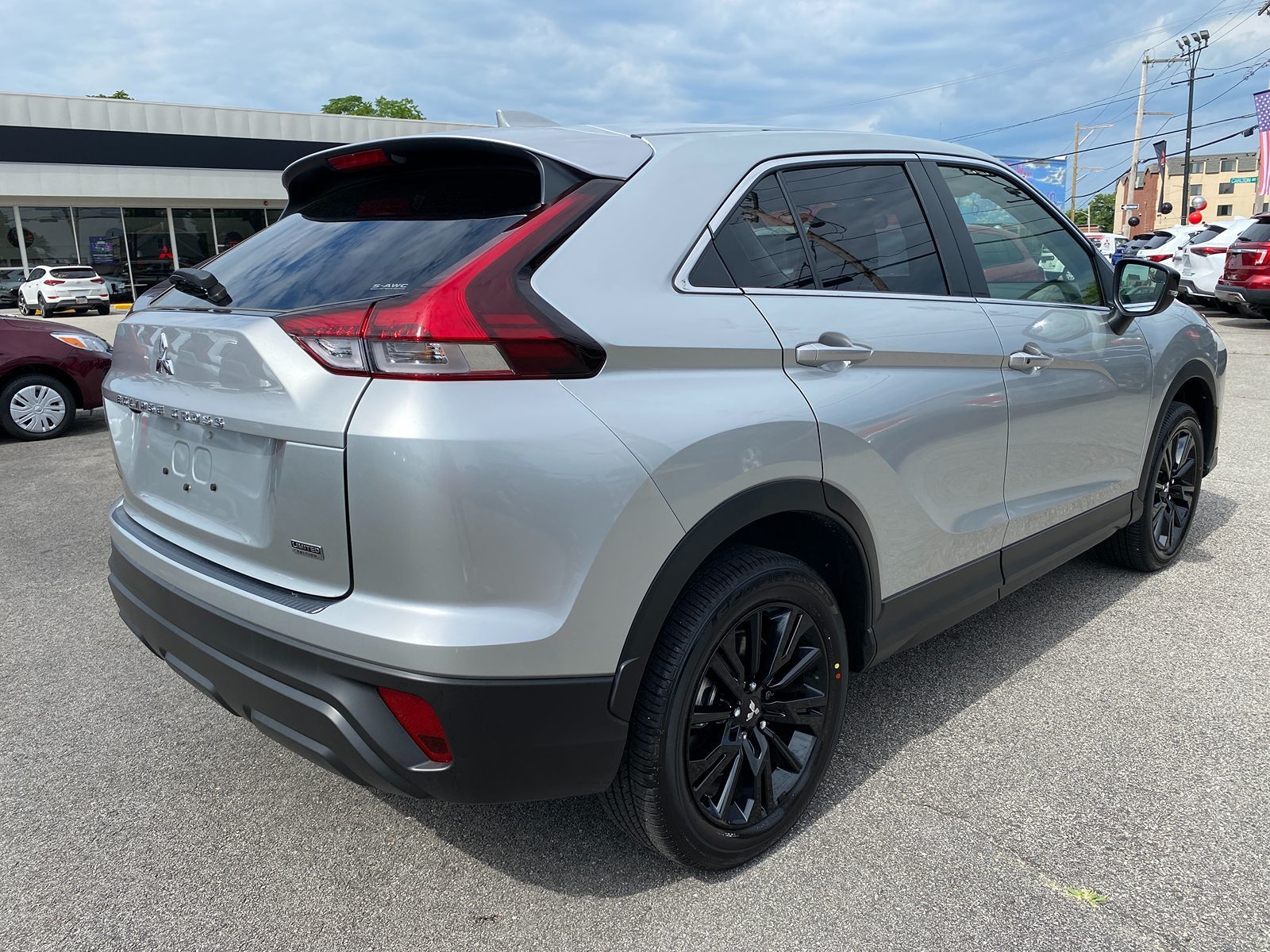 2024 Mitsubishi Eclipse Cross LE 4