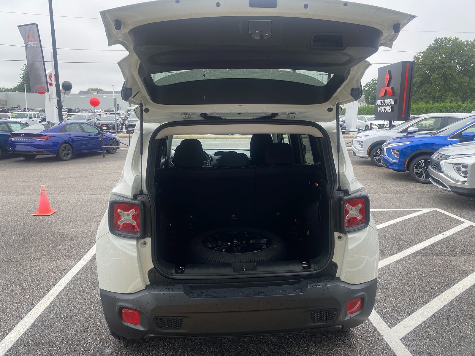 2016 Jeep Renegade Latitude 12