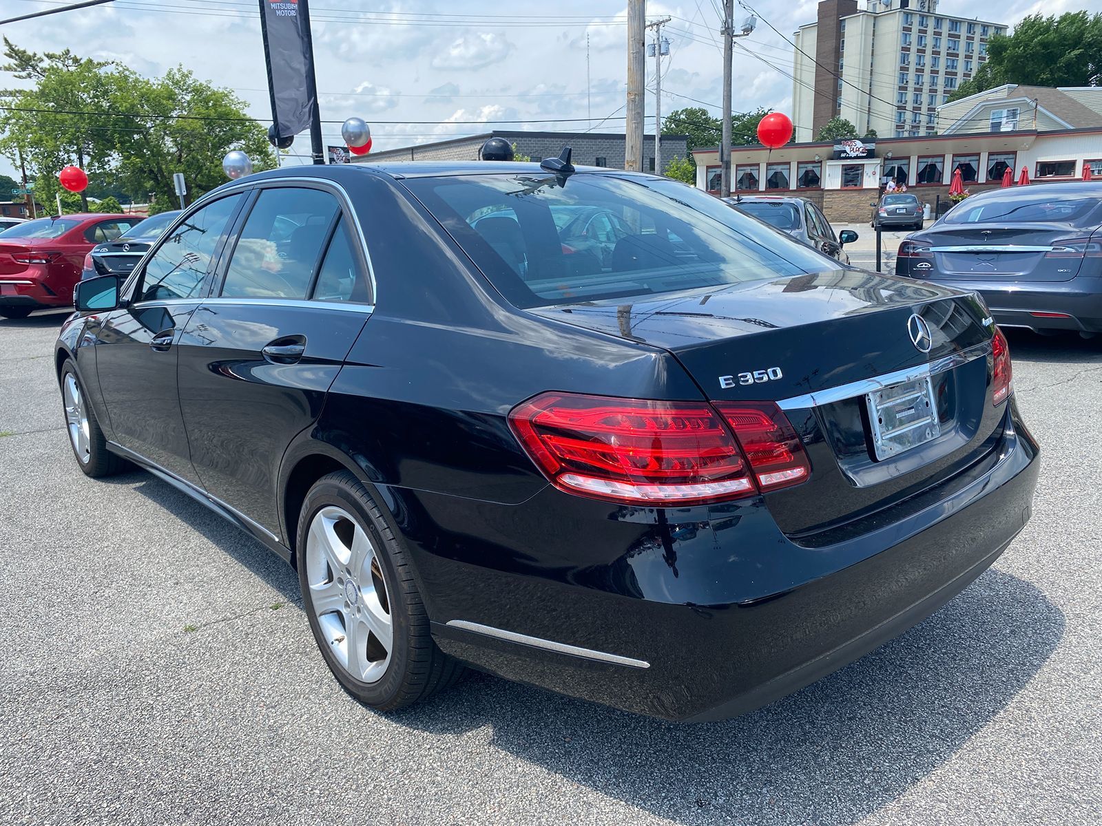 2016 Mercedes-Benz E 350 4MATIC Luxury Sedan 4