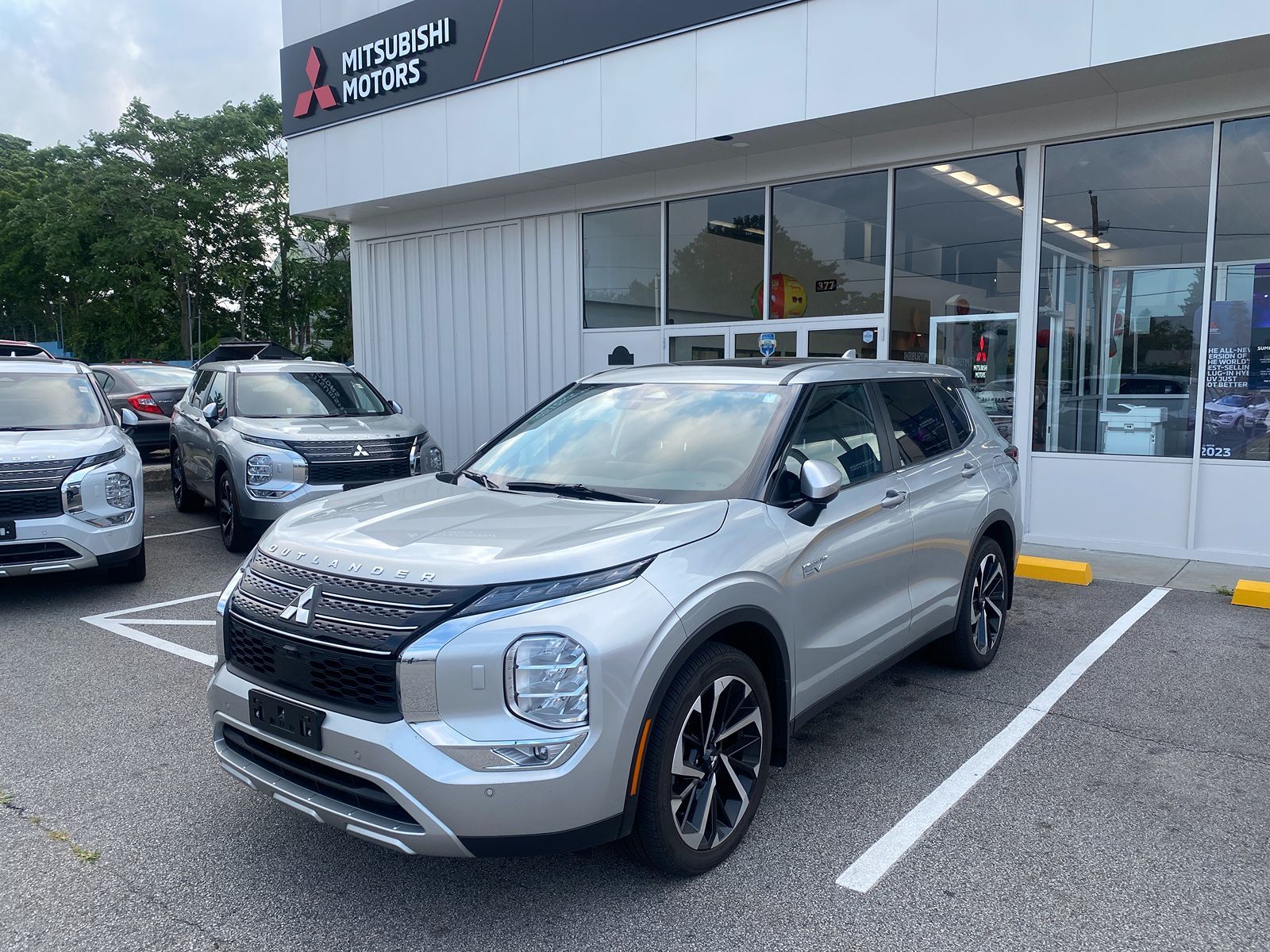 2023 Mitsubishi Outlander PHEV SE 36