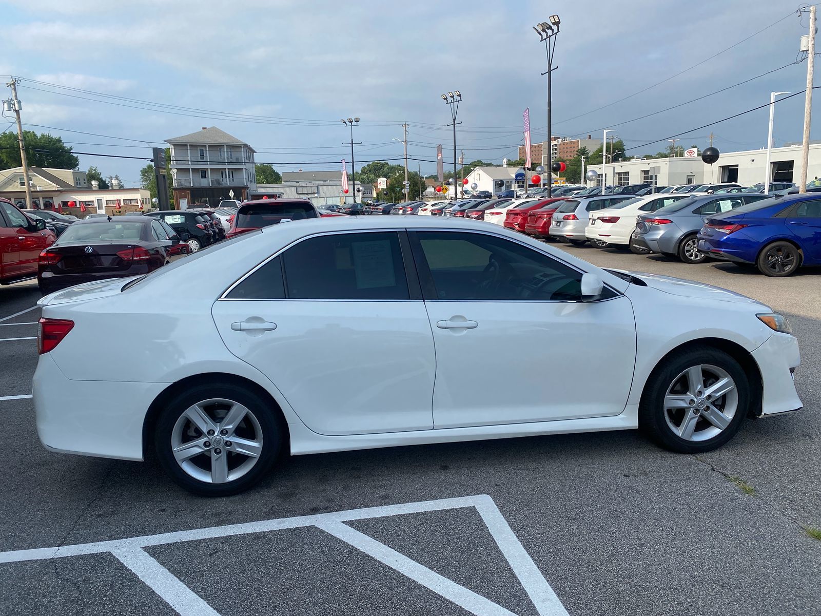 2014 Toyota Camry SE 6