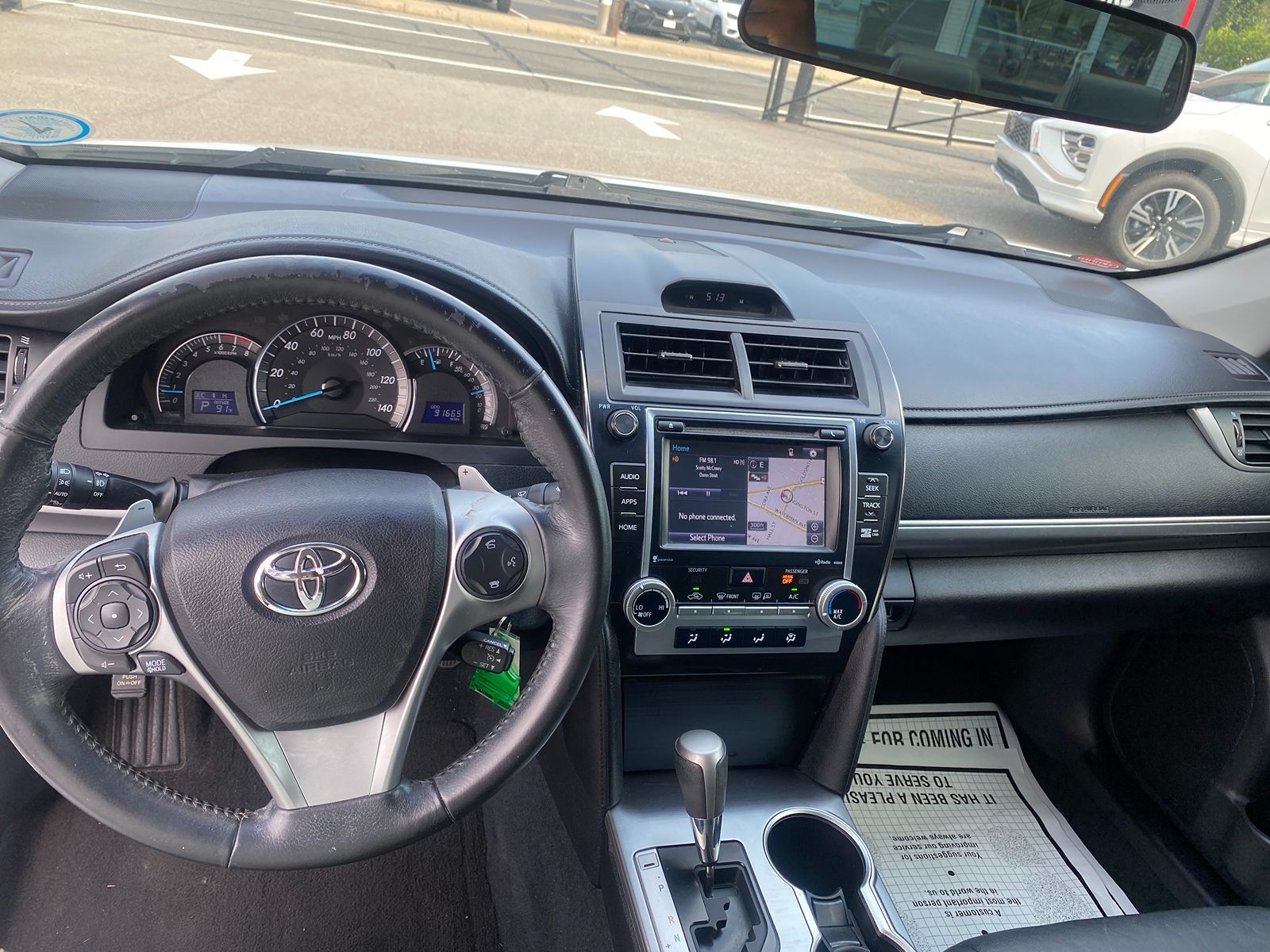 2014 Toyota Camry SE 13