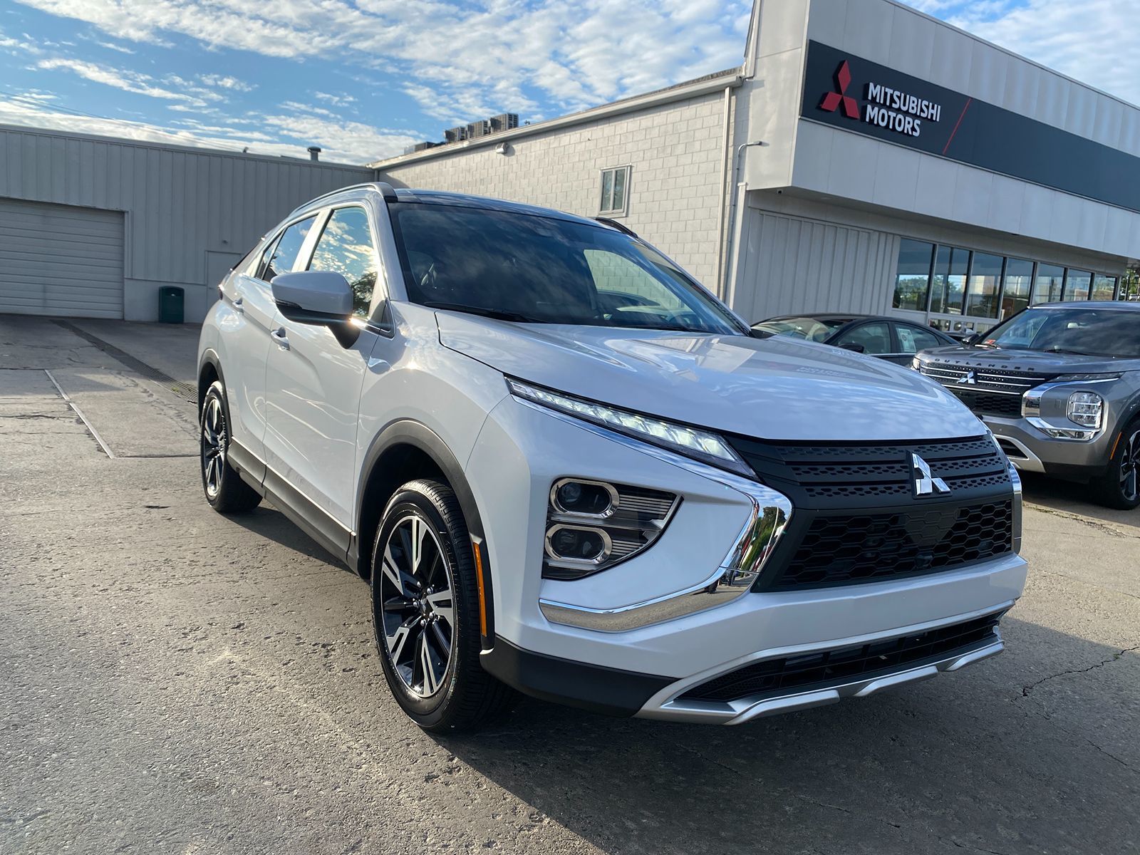 2024 Mitsubishi Eclipse Cross SE 38