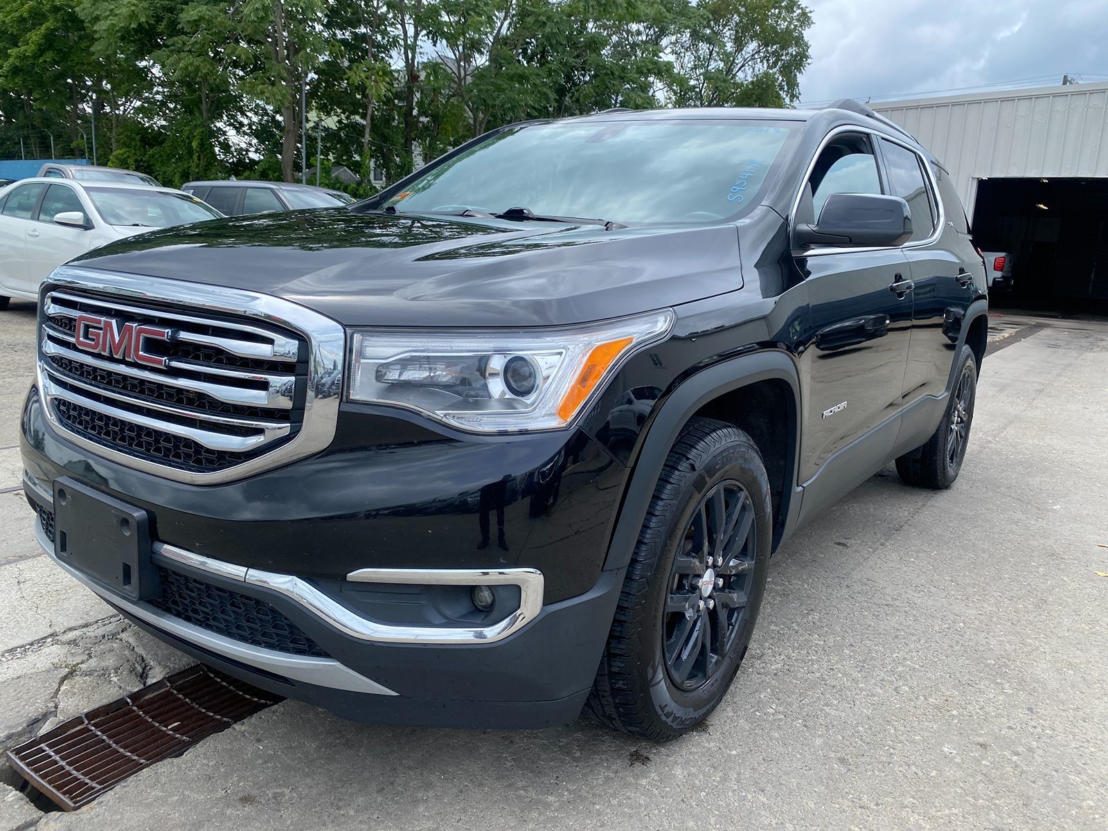 2019 GMC Acadia SLT 36