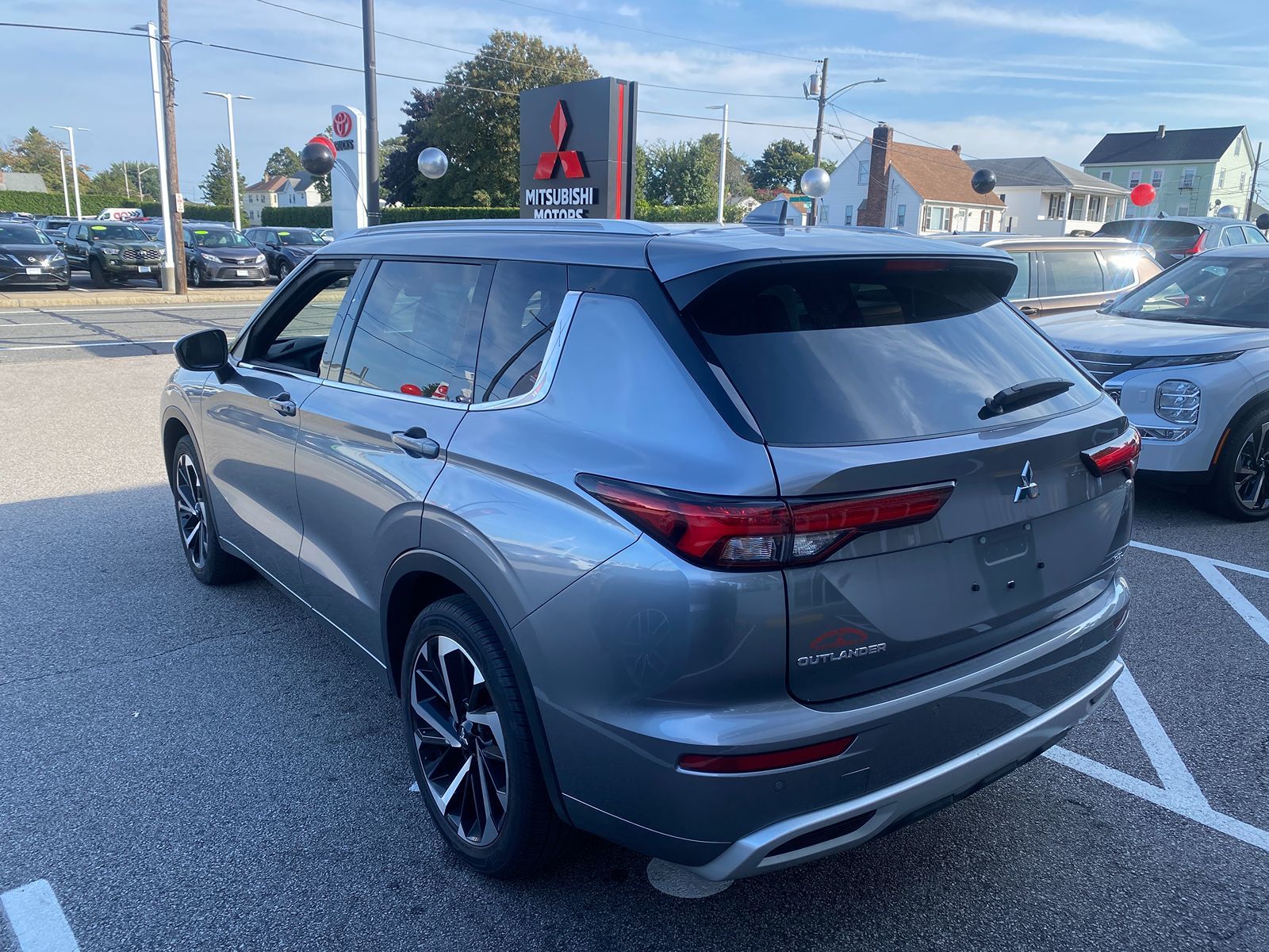 2022 Mitsubishi Outlander SEL 3